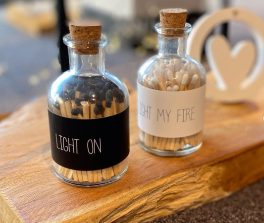 Lifestyle-Streichhölzer schwarz - weiß